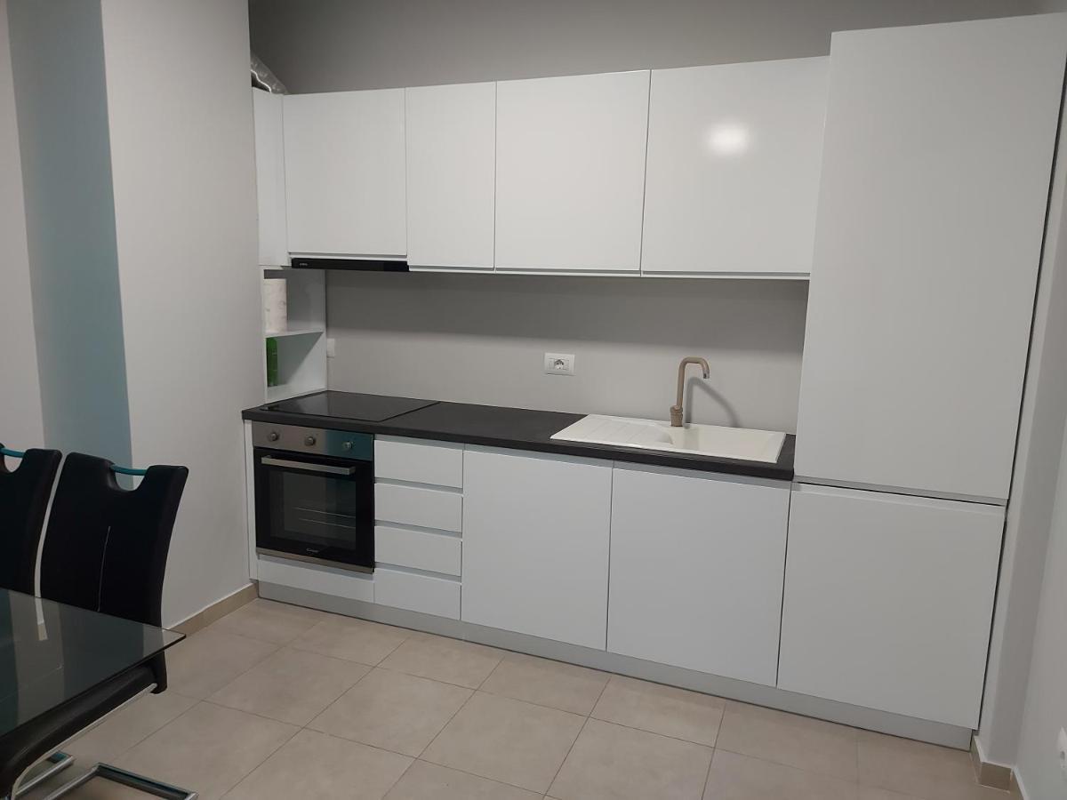 K2 Home - 6Th Floor Tirana Bagian luar foto
